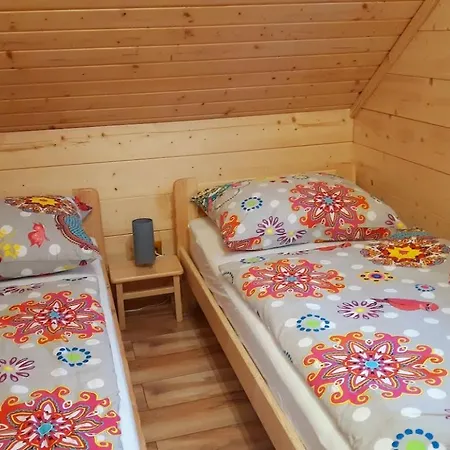 Kudowskie Chatynki Domki Caloroczne Mini Zoo Kudowa Zdroj Exterior photo