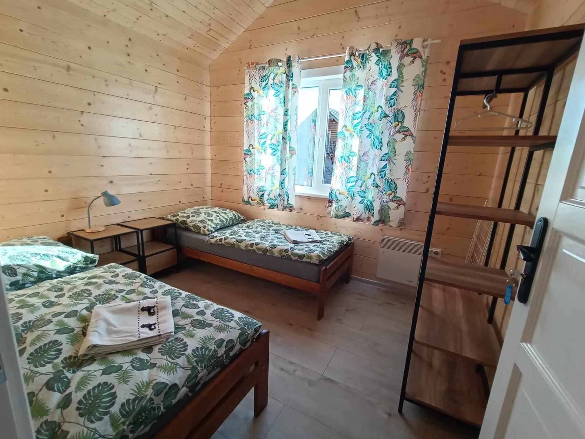 Kudowskie Chatynki Caloroczne Mini Zoo Kudowa Zdroj